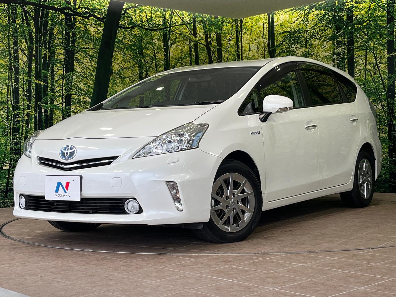 2014 Toyota Prius α DAA-ZVW41W