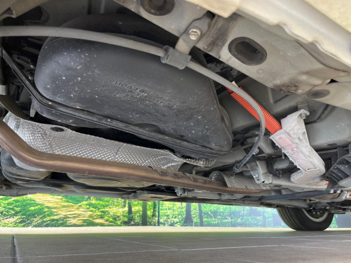 2014 Toyota Prius α DAA-ZVW41W (UW-69f2a580bcd97)[22]