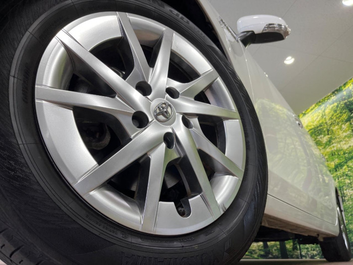 2014 Toyota Prius α DAA-ZVW41W (UW-69f2a580bcd97)[13]