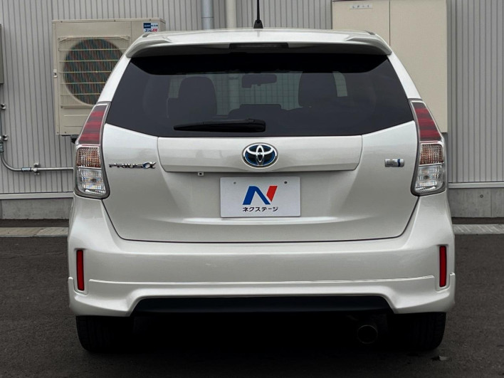 2015 Toyota Prius α DAA-ZVW41W (UW-69f2a580d05b5)[24]