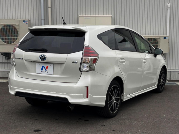 2015 Toyota Prius α DAA-ZVW41W (UW-69f2a580d05b5)[23]