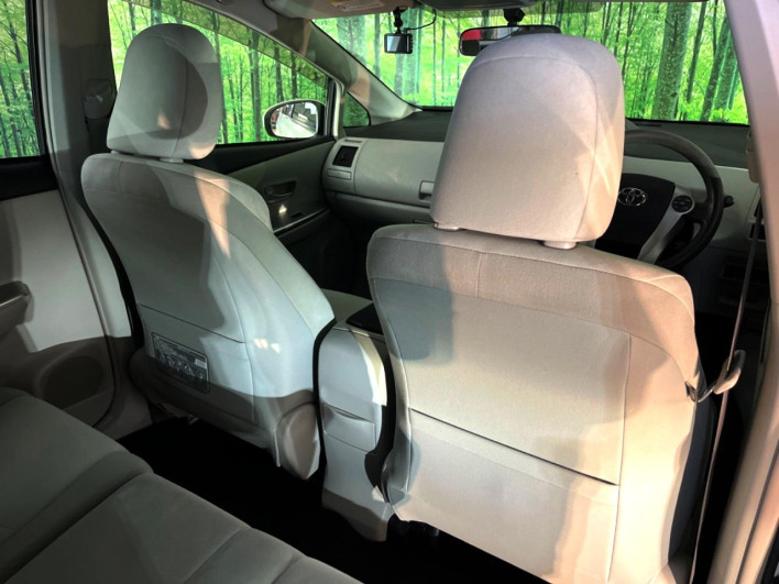 2012 Toyota Prius α DAA-ZVW41W (UW-69f2a581b00c6)[29]