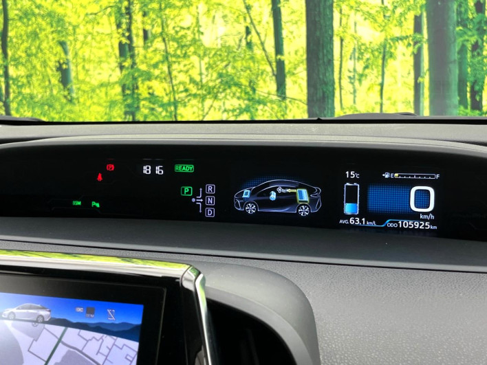 2017 Toyota Prius PHV DLA-ZVW52 (UW-69f2a5877a309)[18]