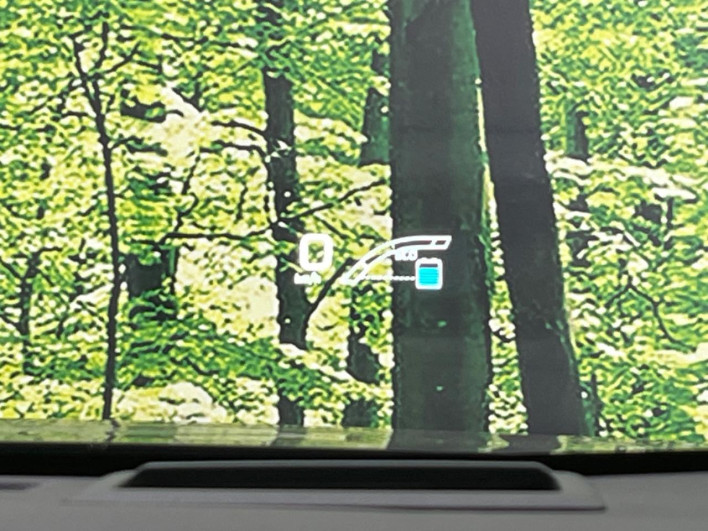 2017 Toyota Prius DAA-ZVW55 (UW-69f2a589300c6)[25]