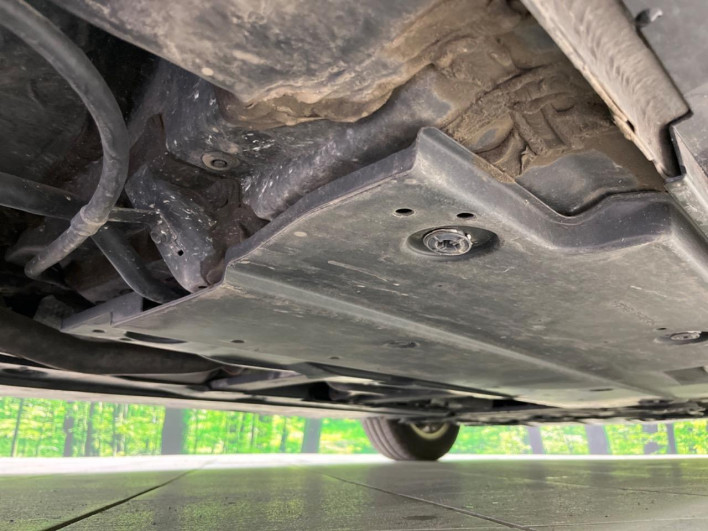 2017 Toyota Prius DAA-ZVW55 (UW-69f2a589300c6)[8]