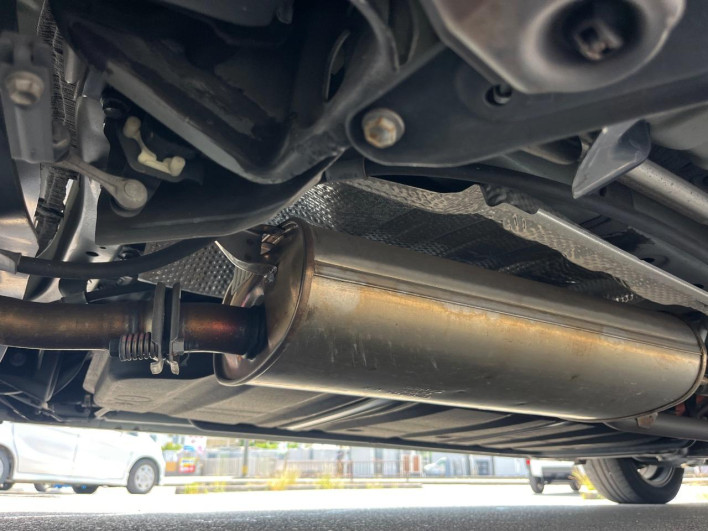 2020 Toyota Voxy 6AA-ZWR80W (UW-69f2a59305f9b)[16]