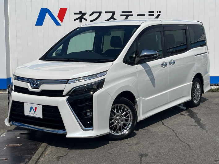 2020 Toyota Voxy 6AA-ZWR80W (UW-69f2a59305f9b)[0]