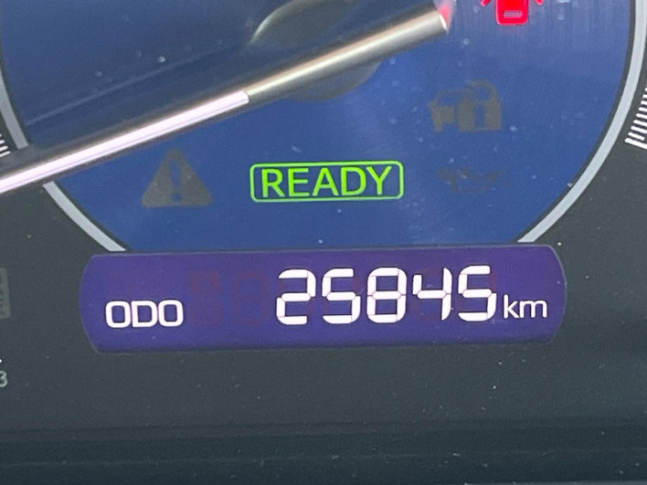 2020 Toyota Voxy 6AA-ZWR80W (UW-69f2a59305f9b)[2]