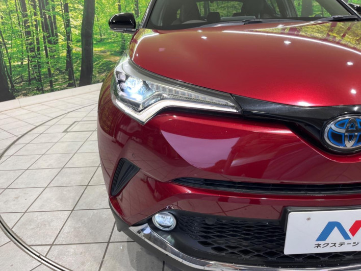 2018 Toyota C-HR DAA-ZYX10 (UW-69f2a59d94afc)[26]