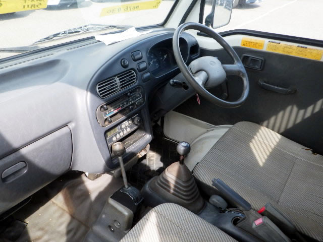 1998 Daihatsu Hijet Truck S110P (UW-6a05449f2e2cf)[10]