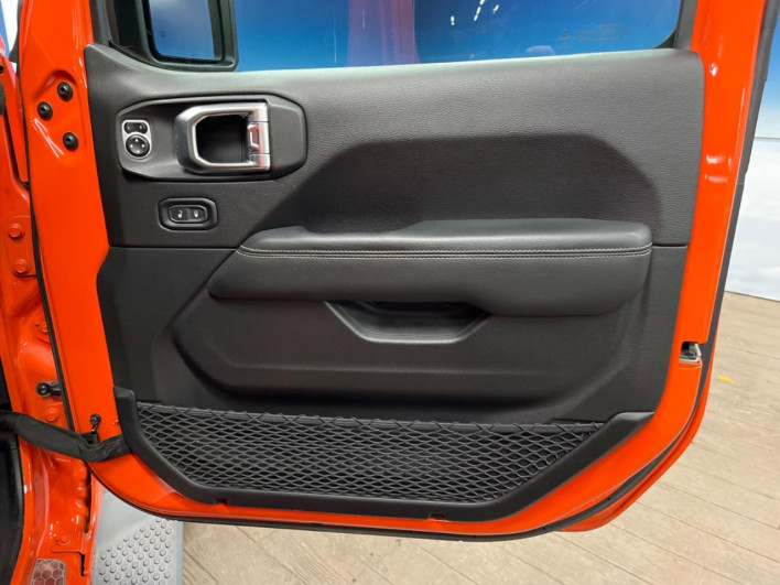 2019 Chrysler Jeep Wrangler Unlimited ABA-JL36L (UW-69f49525bcaee)[21]