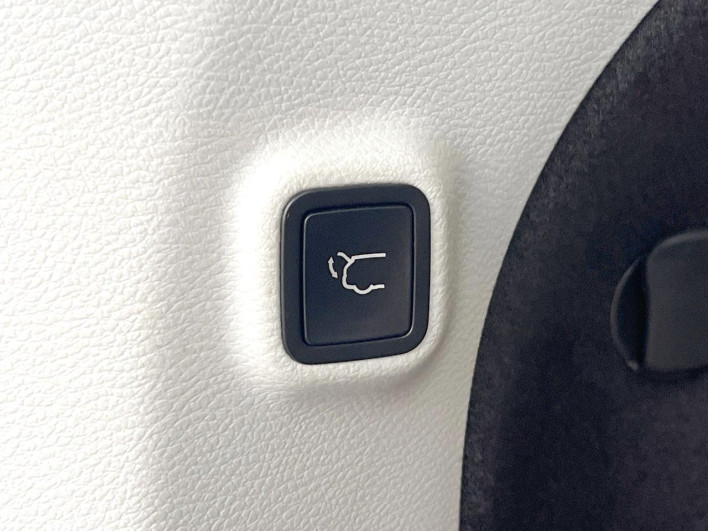 2018 Chrysler Jeep Cherokee ABA-KL20L (UW-69f49527c48f1)[25]