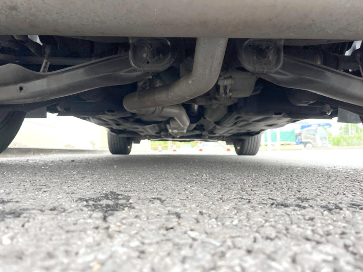 2018 Chrysler Jeep Cherokee ABA-KL20L (UW-69f49527c48f1)[22]
