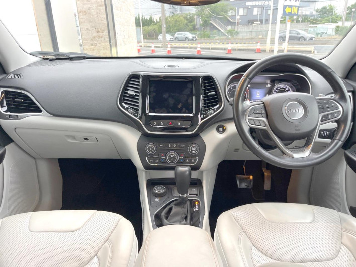2018 Chrysler Jeep Cherokee ABA-KL20L (UW-69f49527c48f1)[18]
