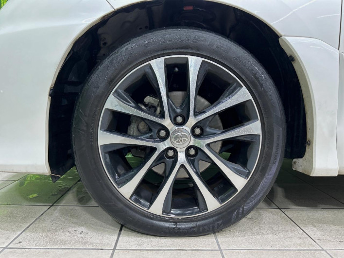2015 Toyota Estima DBA-ACR50W (UW-69f4953410a6d)[24]