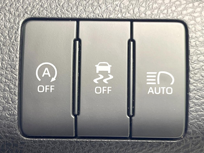 2017 Toyota Harrier DBA-ASU60W (UW-69f4953e8c7b7)[16]