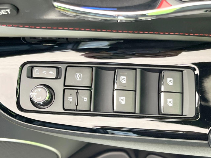 2017 Toyota Harrier DBA-ASU60W (UW-69f4953e8c7b7)[13]