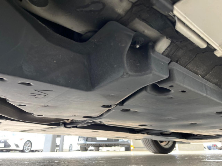 2018 Toyota Camry DAA-AXVH70 (UW-69f4954887211)[10]