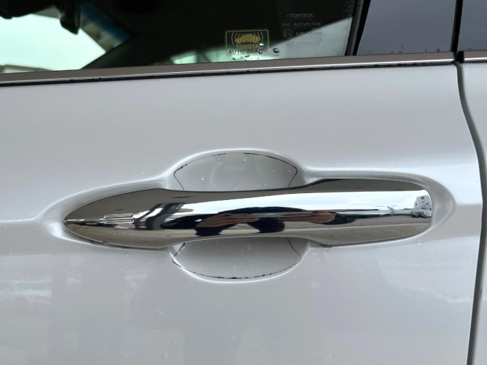 2018 Toyota Camry DAA-AXVH70 (UW-69f4954887211)[3]
