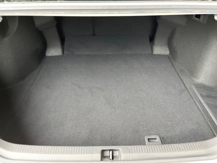2018 Toyota Camry DAA-AXVH70 (UW-69f4954887211)[6]