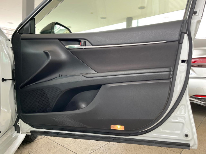 2018 Toyota Camry DAA-AXVH70 (UW-69f4954887211)[25]