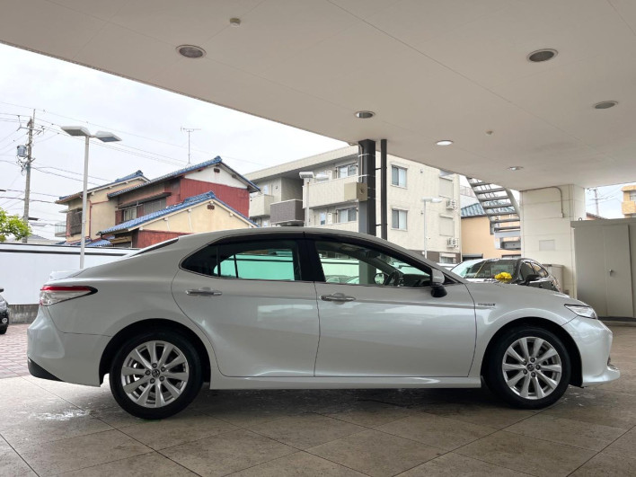 2018 Toyota Camry DAA-AXVH70 (UW-69f4954887211)[21]