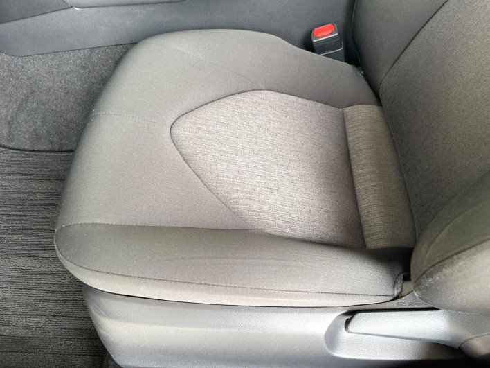 2018 Toyota Camry DAA-AXVH70 (UW-69f4954887211)[22]