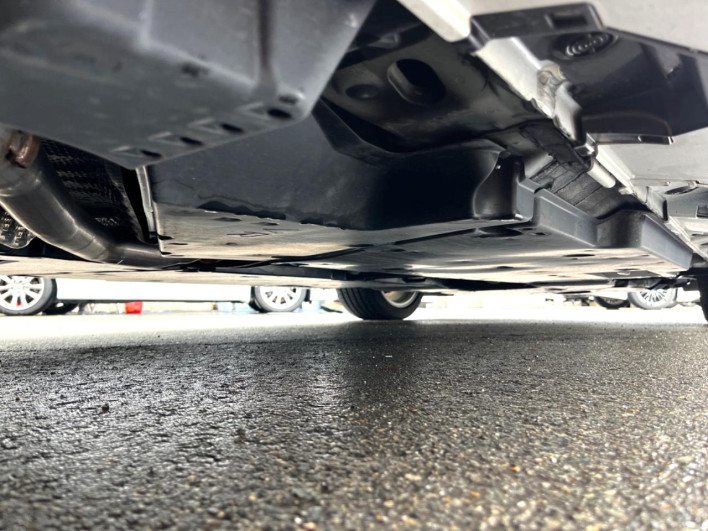 2018 Toyota Camry DAA-AXVH70 (UW-69f49548d6ead)[23]