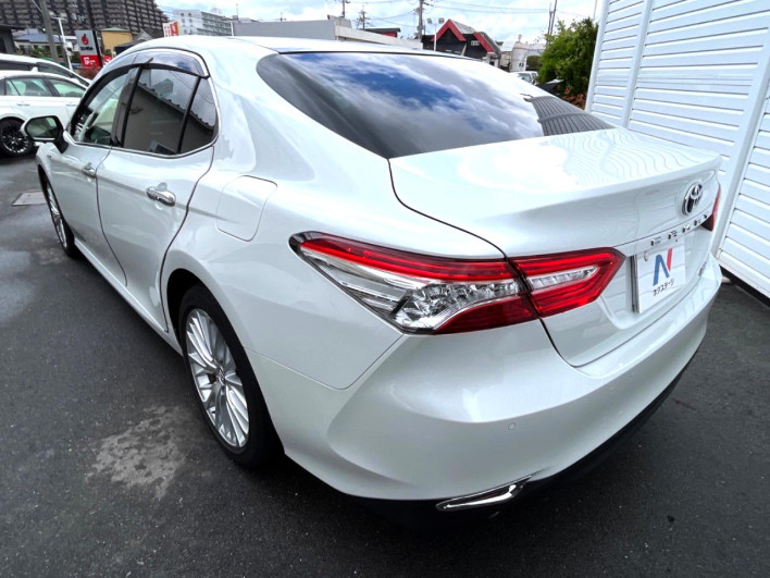 2018 Toyota Camry DAA-AXVH70 (UW-69f49548d6ead)[15]