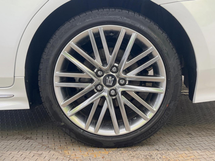 2021 Toyota Crown Hybrid 6AA-AZSH21 (UW-69f4954cb992e)[13]