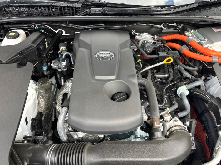 2025 Toyota Crown 6AA-AZSH32 (UW-69f4954cd7428)[8]