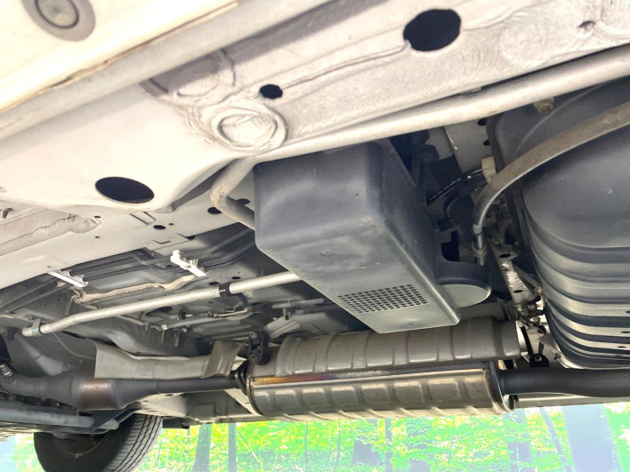 2012 Nissan Serena DBA-C26 (UW-69f4956a9cd7b)[24]