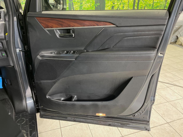 2024 Mitsubishi Delica D:5 3DA-CV1W (UW-69f4956b48f91)[22]