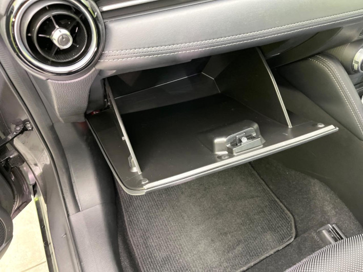 2017 Mazda Demio LDA-DJ5FS (UW-69f495707400c)[29]