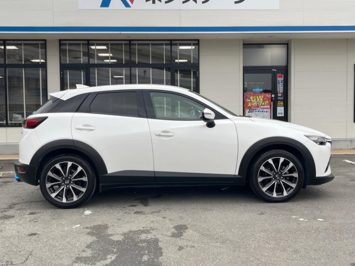 2018 Mazda CX-3 6BA-DKEFW (UW-69f4957337a1d)[19]