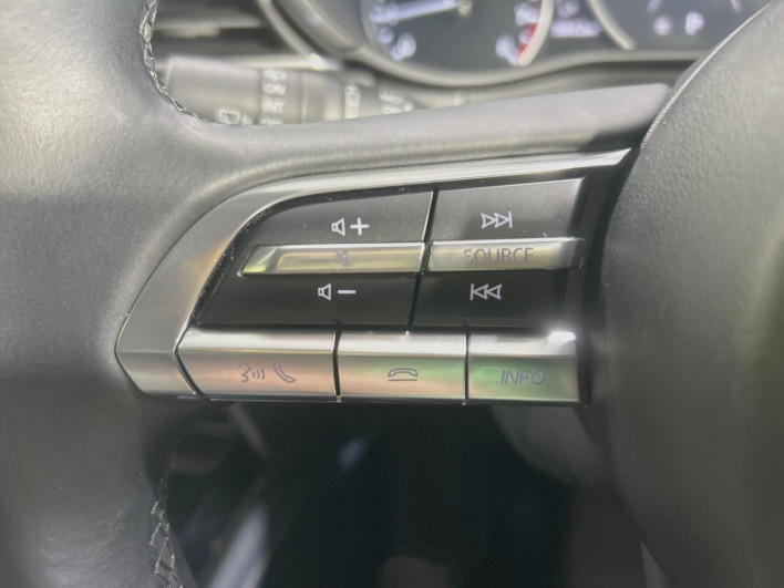 2022 Mazda CX-30 5BA-DMEP (UW-69f49574a000d)[27]
