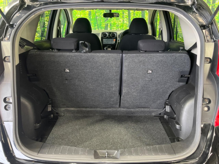2013 Nissan Note DBA-E12 (UW-69f49574e0d8e)[13]