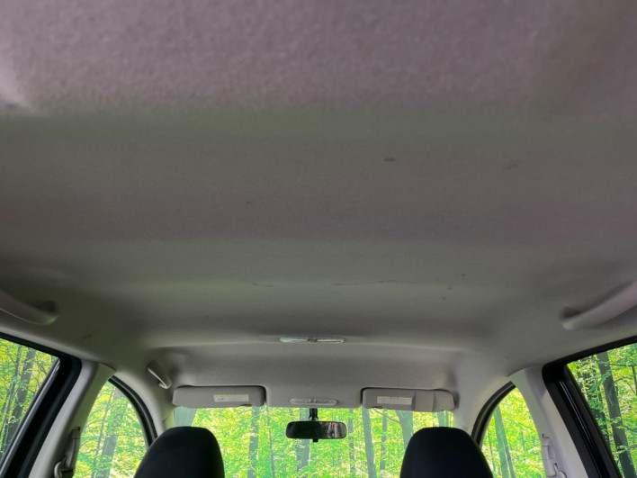 2013 Nissan Note DBA-E12 (UW-69f49574e0d8e)[15]