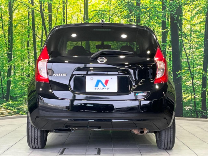 2013 Nissan Note DBA-E12 (UW-69f49574e0d8e)[8]