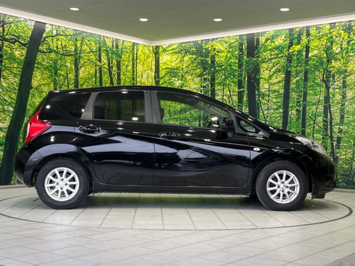 2013 Nissan Note DBA-E12 (UW-69f49574e0d8e)[6]