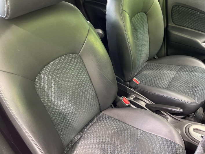 2013 Nissan Note DBA-E12 (UW-69f49574e58dd)[21]