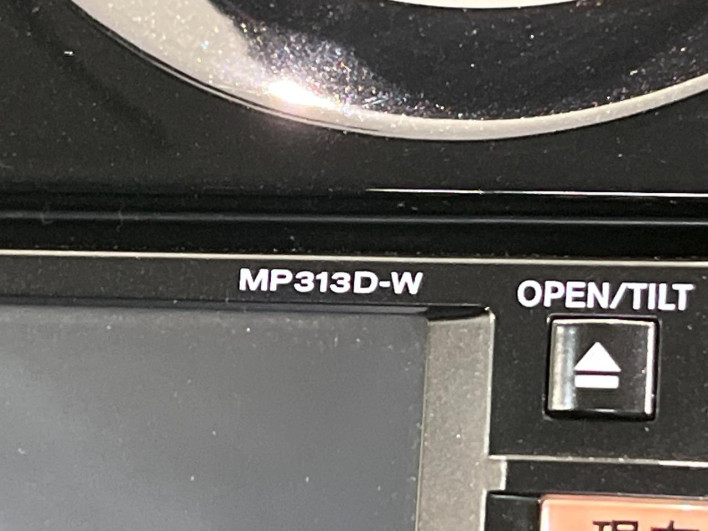 2013 Nissan Note DBA-E12 (UW-69f49574e58dd)[14]