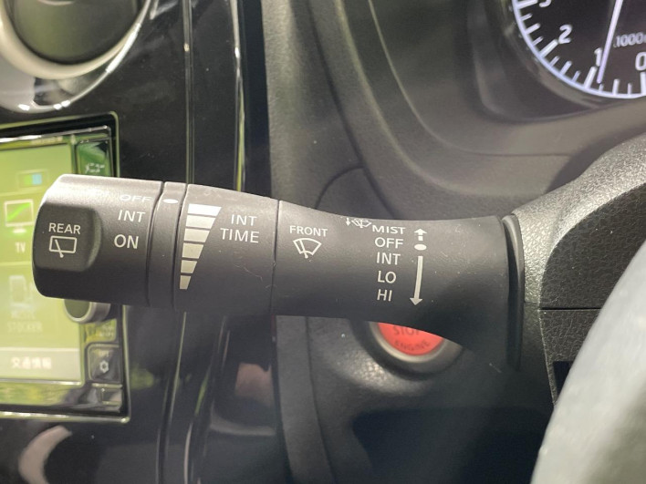 2016 Nissan Note DBA-E12 (UW-69f49576971b7)[22]