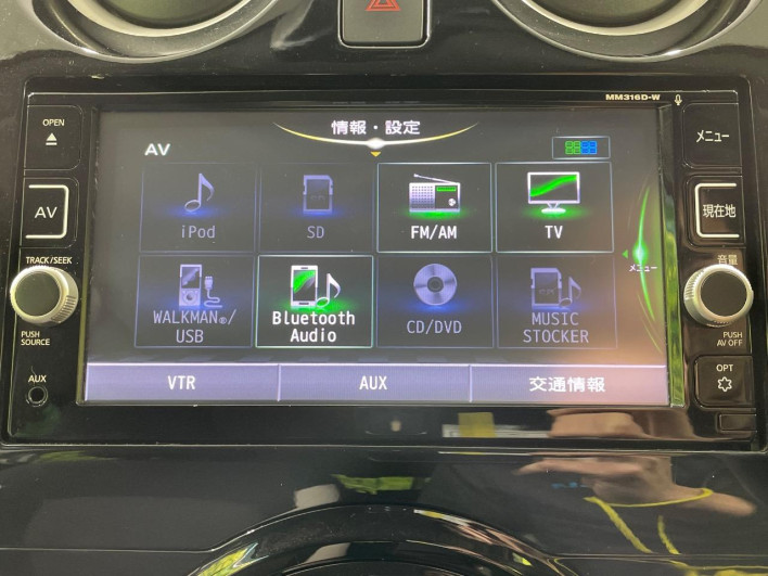 2016 Nissan Note DBA-E12 (UW-69f49576971b7)[14]