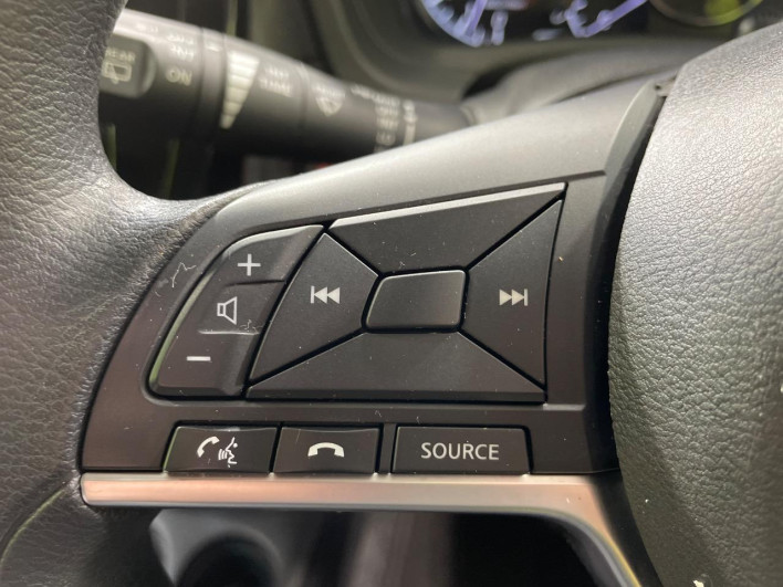 2016 Nissan Note DBA-E12 (UW-69f49576971b7)[20]