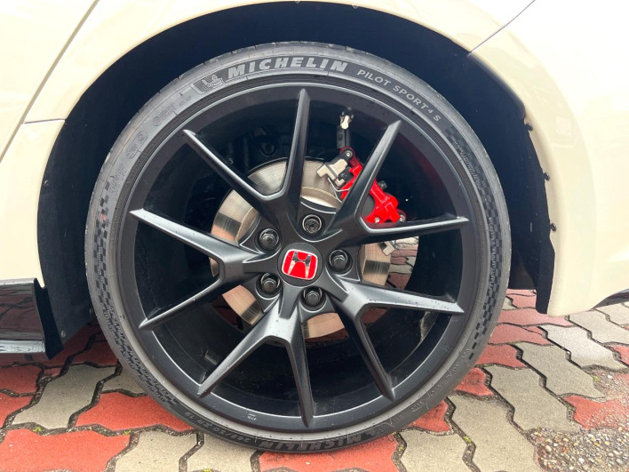 2025 Honda Civic 6BA-FL5 (UW-69f4957f3f511)[20]