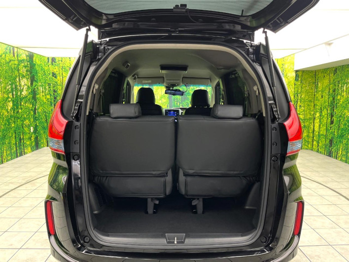 2019 Honda Freed hybrid DAA-GB7 (UW-69f49582d2358)[29]