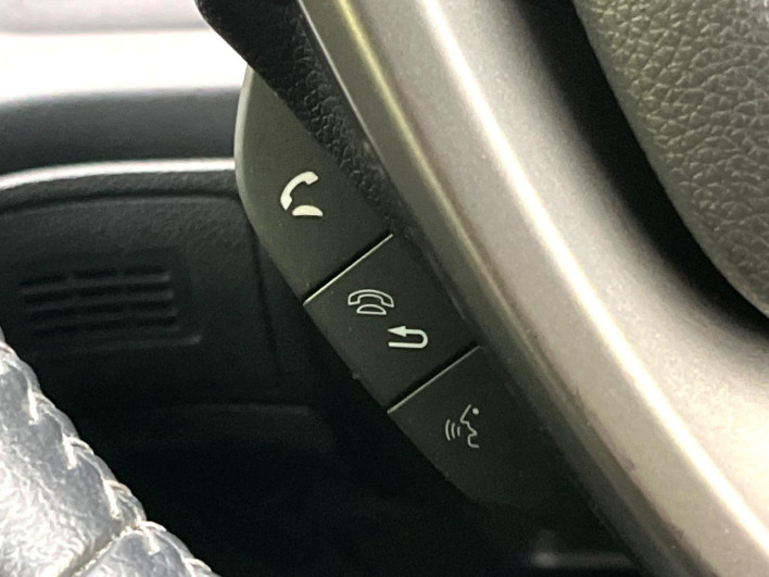 2019 Honda Freed hybrid DAA-GB7 (UW-69f49582d2358)[15]