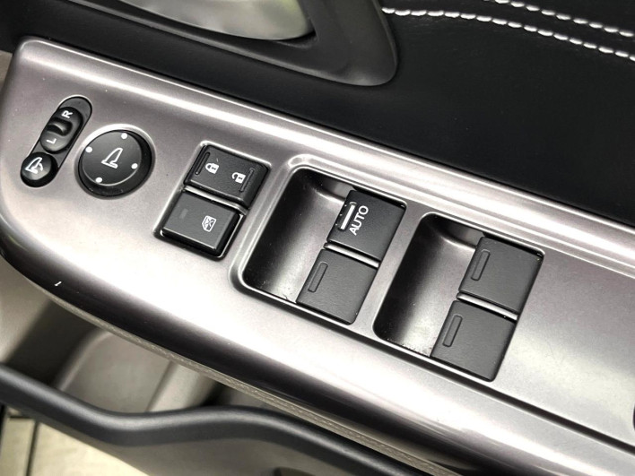 2019 Honda Freed hybrid DAA-GB7 (UW-69f49582d2358)[6]