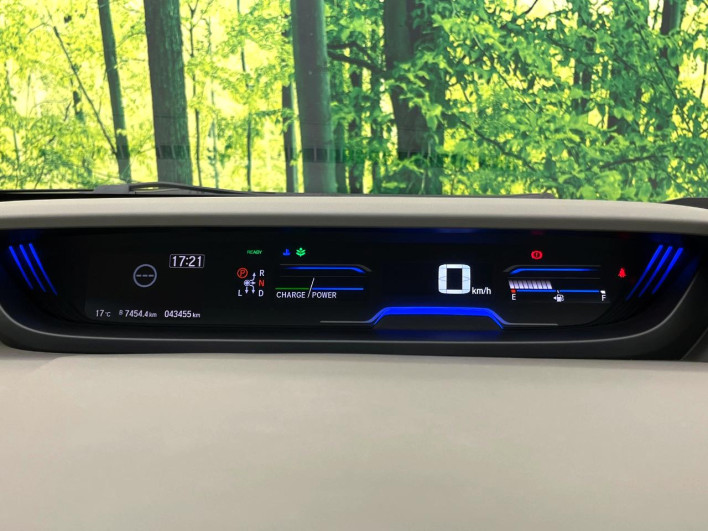 2019 Honda Freed hybrid DAA-GB7 (UW-69f49582d2358)[19]